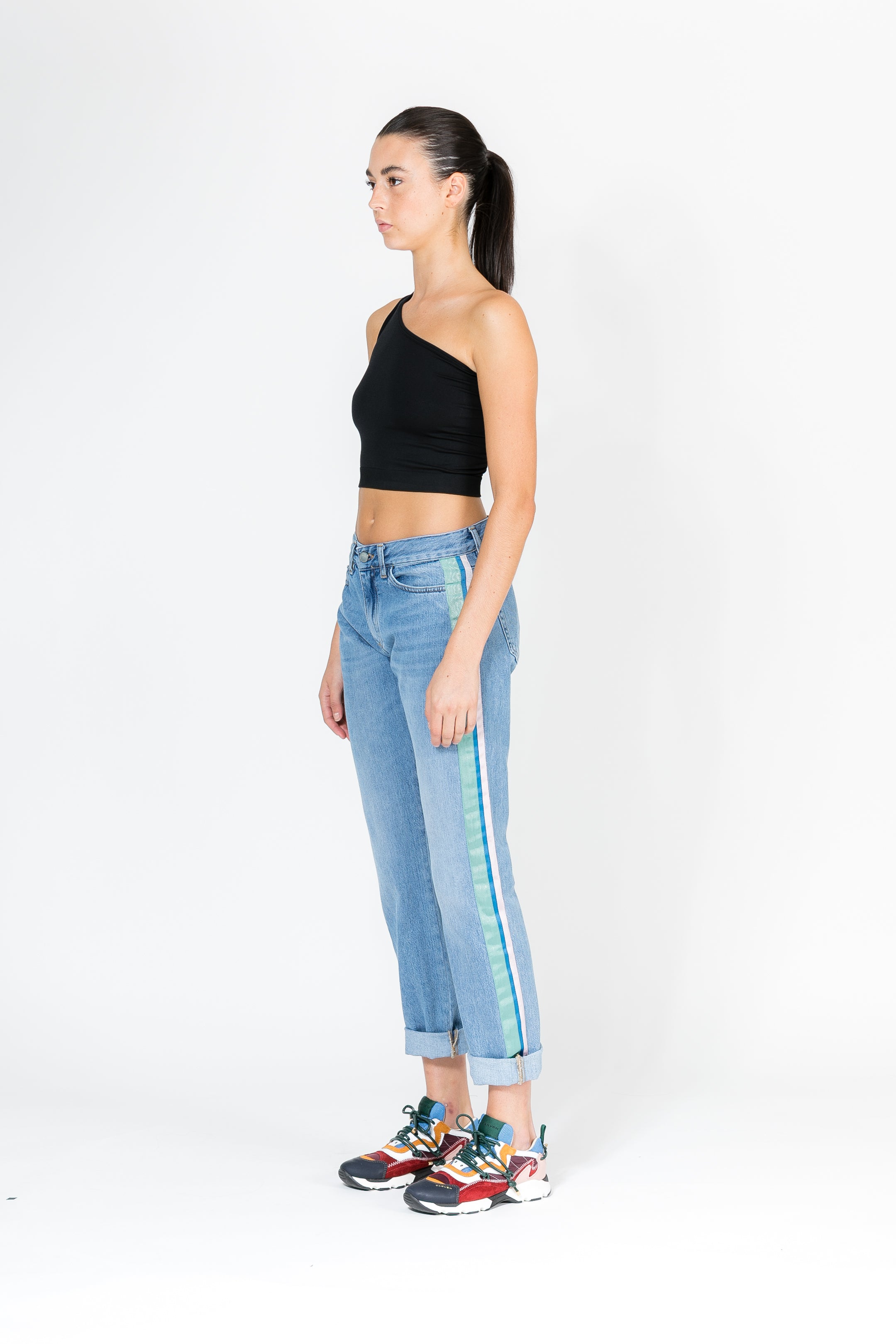 STRAIGHT SLOUCH JEANS
